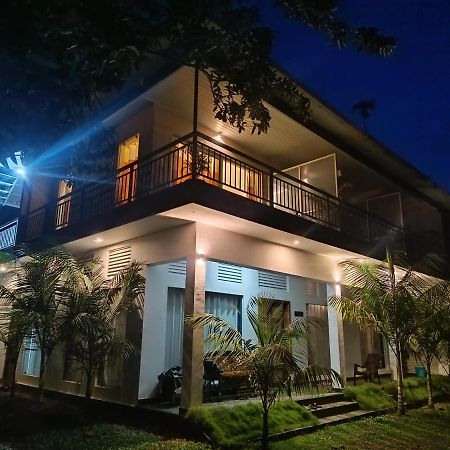 Riverbench Homestay Munnar, Anaviratty Exterior photo