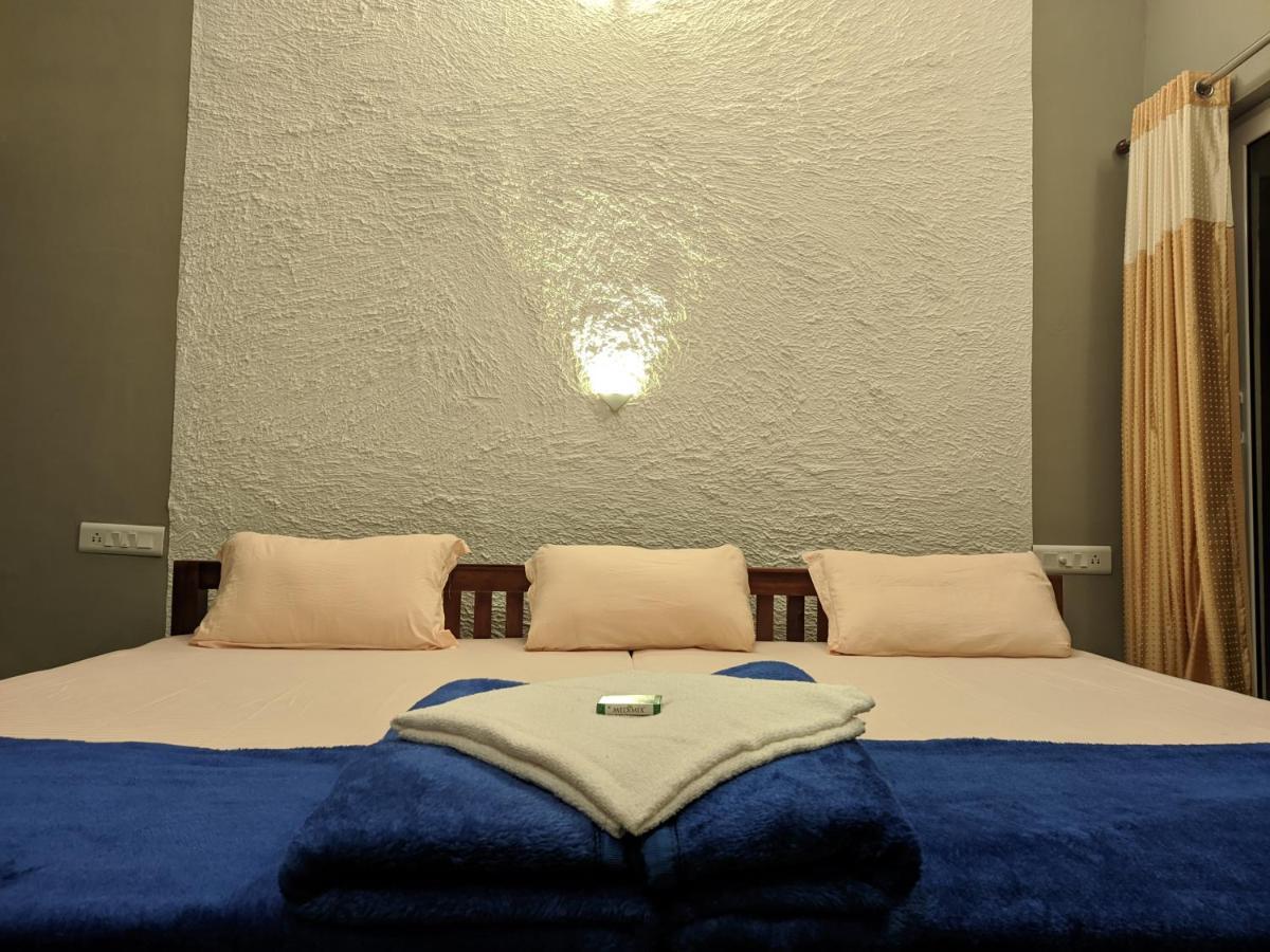Riverbench Homestay Munnar, Anaviratty Exterior photo